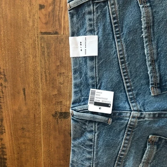 ๐
บ***nwt*** GOOD AMERICAN Weekender High-Waisted Jeans - Picture 13 of 16